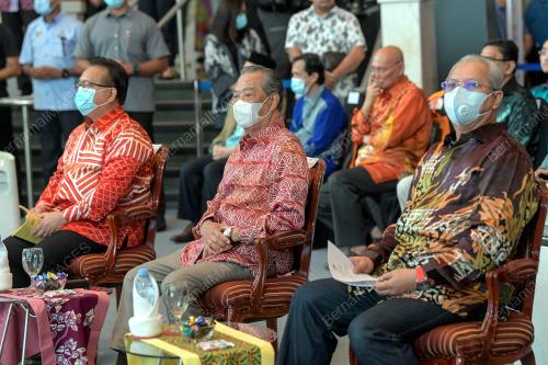 TAN SRI MUHYIDDIN YASSIN