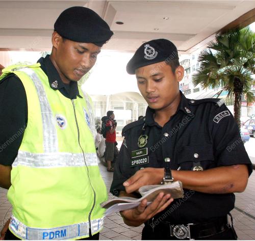 POLIS SUKARELAWAN