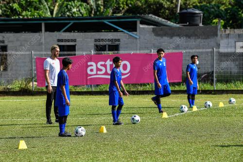 KLINIK BOLA SEPAK, INI PADANG KITA