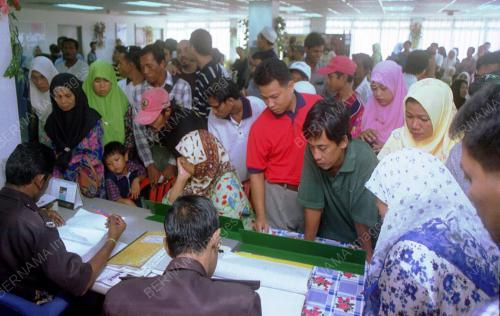 KL03_18122001_BERAYA_PENJARA