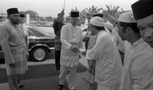 KL03_190190_AGONG
