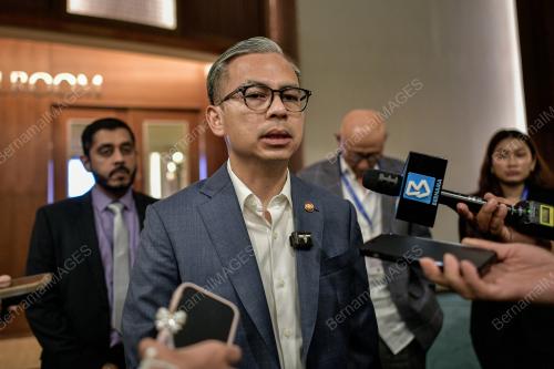FAHMI FADZIL