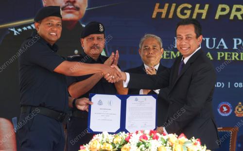 DATUK AZMI ABU KASSIM