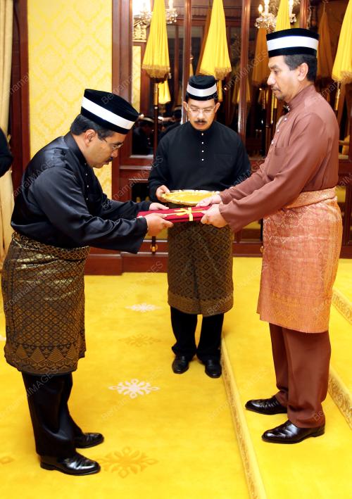TUANKU MIZAN ZAINAL ABIDIN