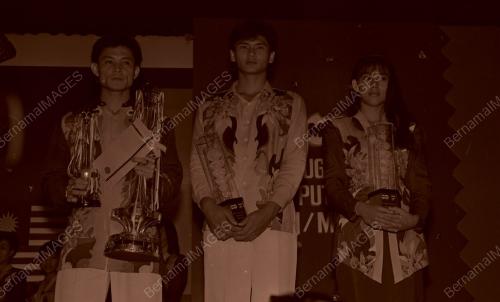 KL03_190690_ANUGERAH_SUKAN