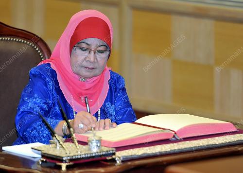 KL03_19072013_ANGKAT_SUMPAH
