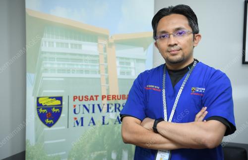 DR MOHD AFIQ MOHD NOR