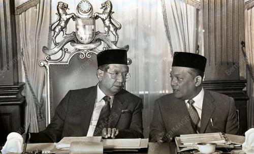 KL03_200690_MESYUARAT_RAJA