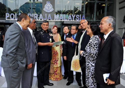 KL03_20102014_SPRM