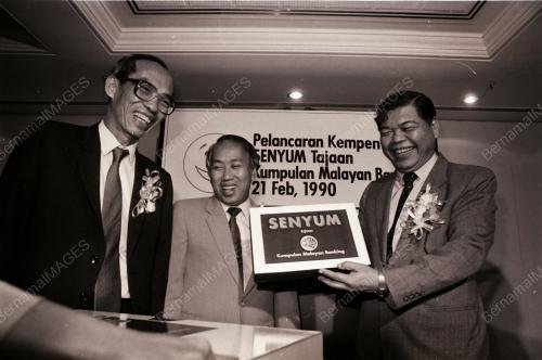KEMPEN SENYUM MAYBANK