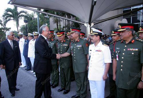 MOHD NAJIB TUN ABDUL RAZAK