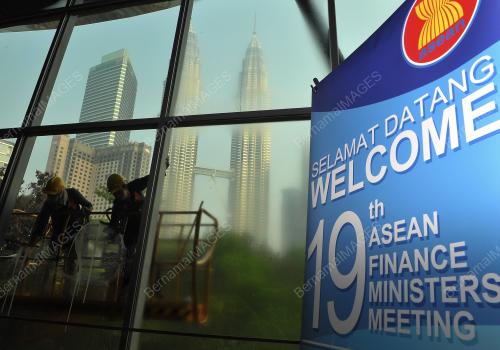 KL03_21032015_AFMM
