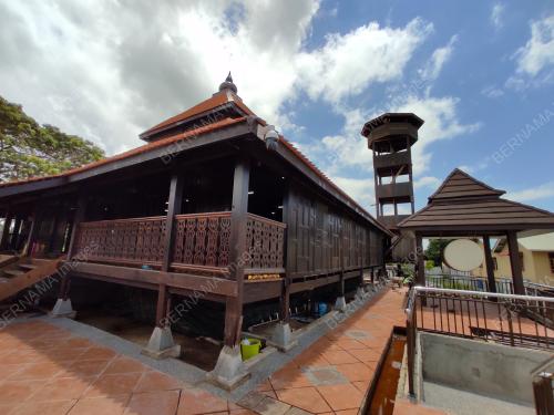 MASJID KAMPUNG LAUT
