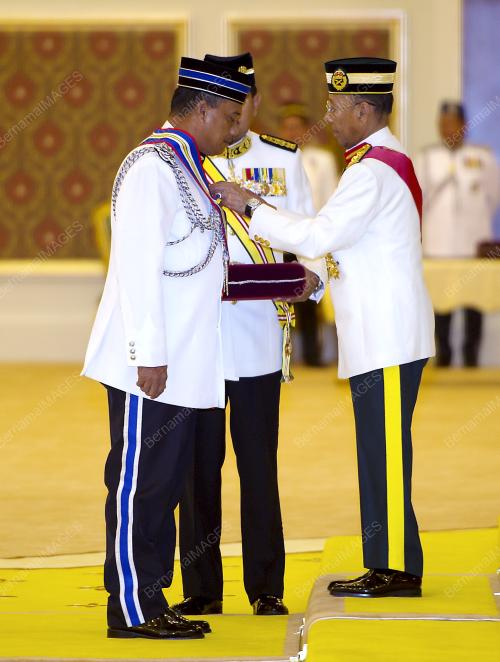 KL03_21062012_AGONG