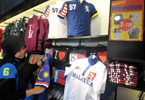 KL03_21082013_BAJU1