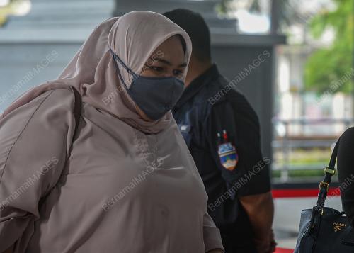 SITI BAINUN AHD RAZALI