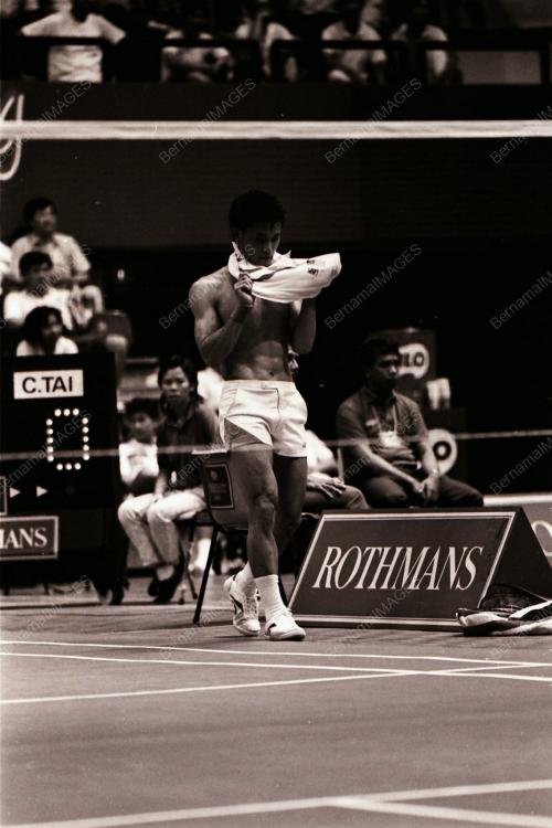 BADMINTON PIALA THOMAS-UBER