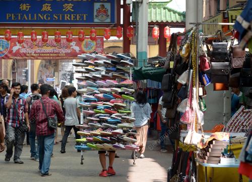 KL03_22022015_WARGA_KOTA