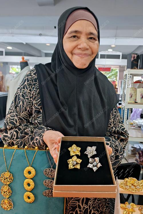 ROSMAH MUSTAFAH