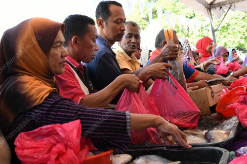 KL03_22102017_IKAN_BN201710218985
