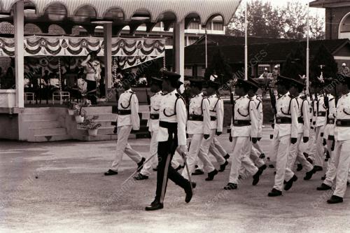 KL03_22111980_PERBARISAN