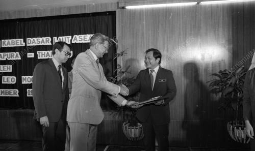 KL03_23012015_LEO_RASMI
