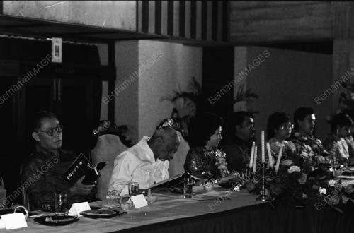 MAKAN MALAM PELADANG