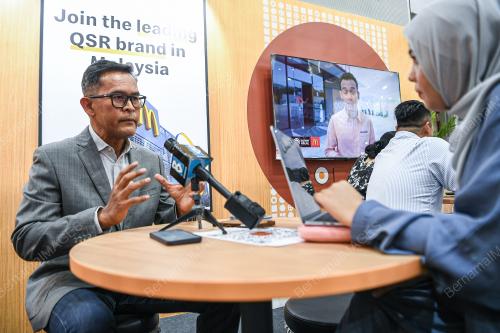 DATUK AZMIR JAAFAR