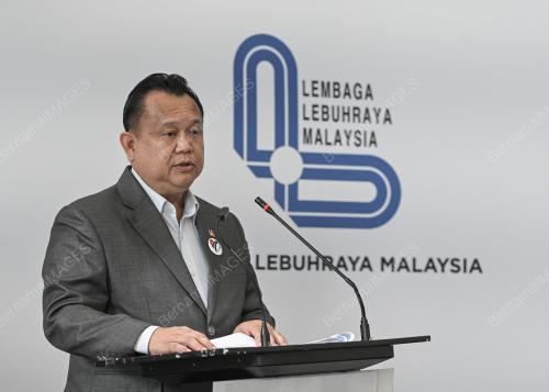 DATUK SERI ALEXANDER NANTA LINGGI