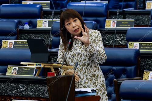 LIM HUI YING