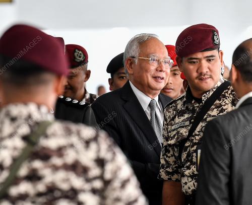 DATUK SERI NAJIB TUN RAZAK