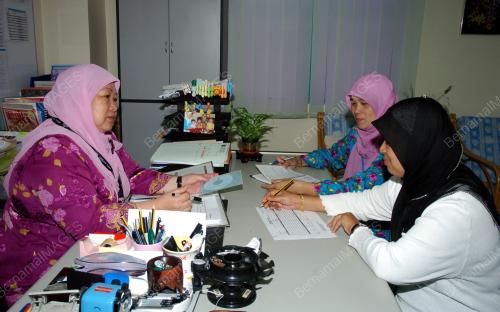 PROF MADYA ROHANI ARSHAD