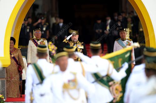 KL03_24042017_AGONG_BN201704170556