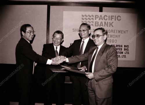 PASIFIC BANK SHARE HOLDERS AGREEMENT SIGNNG