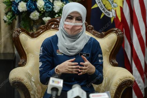 DATUK SERI RINA MOHD HARUN