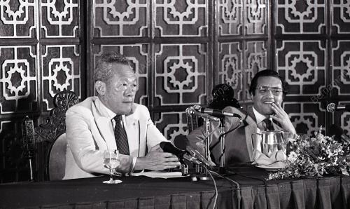 DR. MAHATHIR BIN MOHAMAD