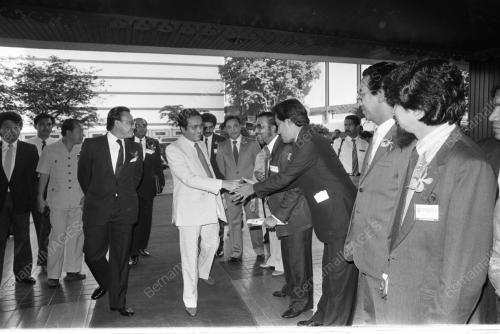 KL03_24082015_EKONOMI_NEGARA