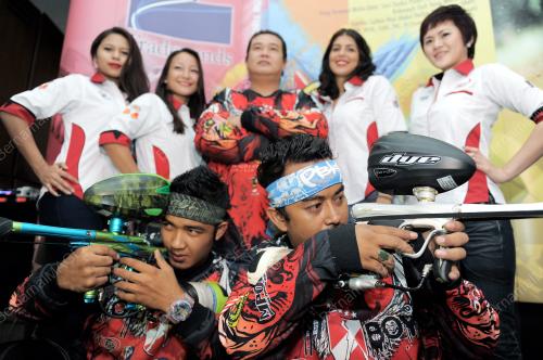 PAINTBALL 2011