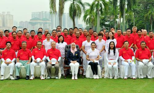 KL03_25042015_GOLF