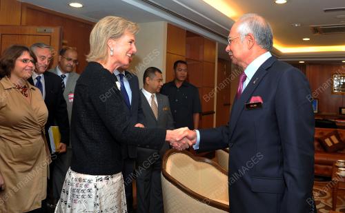 KL03_25112014_PM