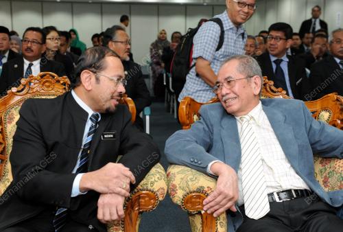 KL03_25112015_DR_WAN_JUNAIDI