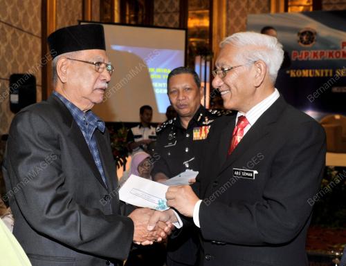 KL03_26032012_POLIS
