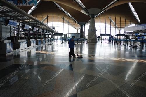 COVID-19 : TINJAUAN DI KLIA