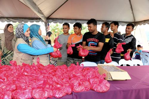 KL03_26092015_ISLAMIC_DAGING