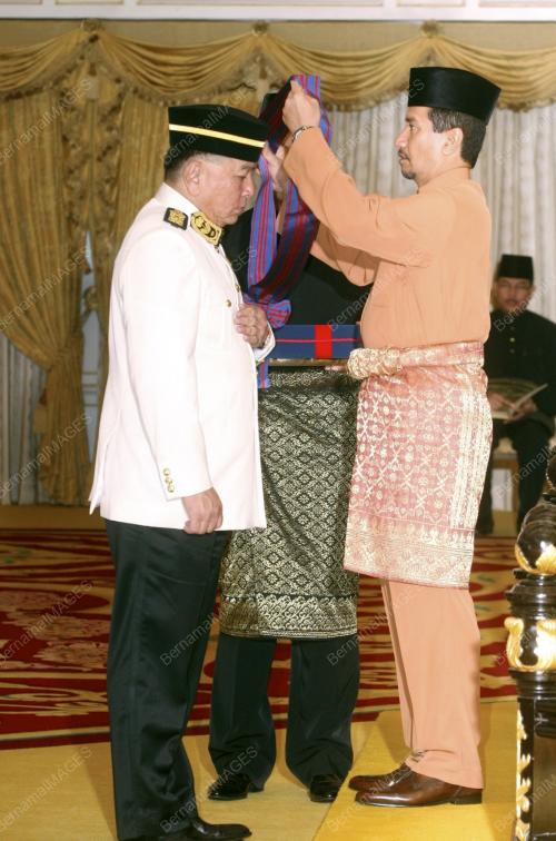 TUANKU MIZAN ZAINAL ABIDIN
