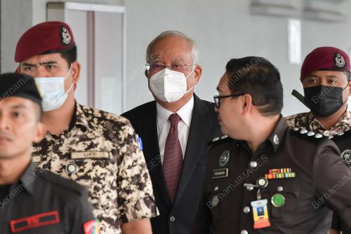 DATUK SERI NAJIB TUN RAZAK