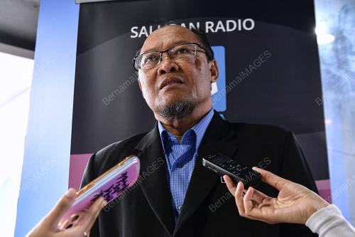 DATUK ADNAN HUSSAIN