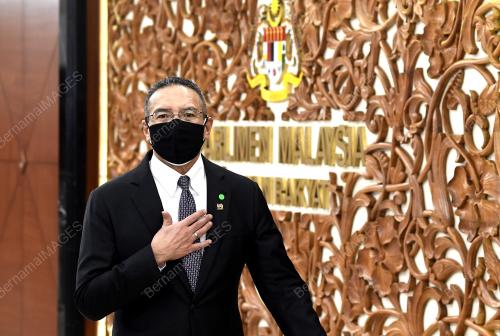 DATUK SERI HISHAMMUDDIN TUN HUSSEIN