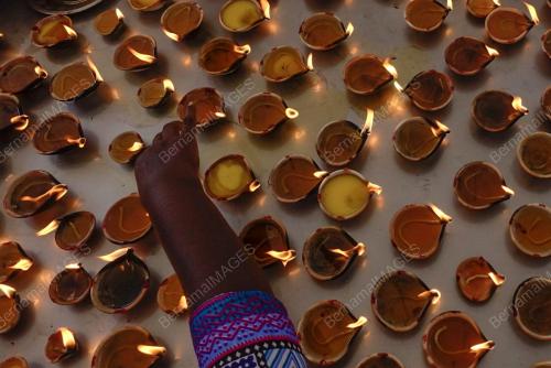 KL03_27102019_DEEPAVALI_BN201910265587