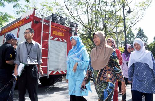 KL03_27122012_LATIHAN